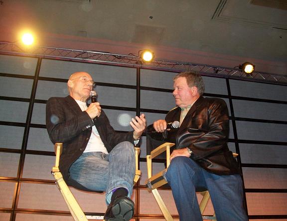 Sir Patrick Stewart & William Shatner Final Moments on Stage! Sir Patrick Stewart & William Shatner Final Moments on Stage!