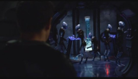 2010 Stargate Universe S1x11 Space - Alien Metting