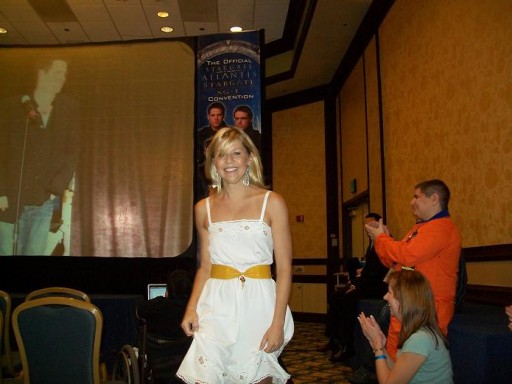 LA-Farscape2009-GigiEdgley-001c